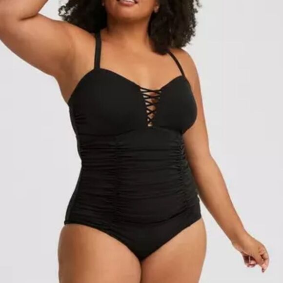 Torrid Wireless Lattice One-Piece Swimsuit - Picture 1 of 8
